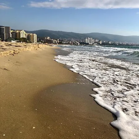 A&a Luxus Apartament 200 M From Sea *
